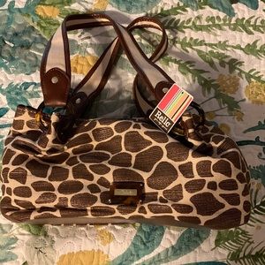 NWT Relic giraffe patterned material bag